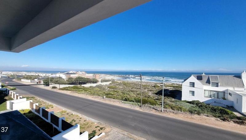 3 Bedroom Property for Sale in Yzerfontein Western Cape